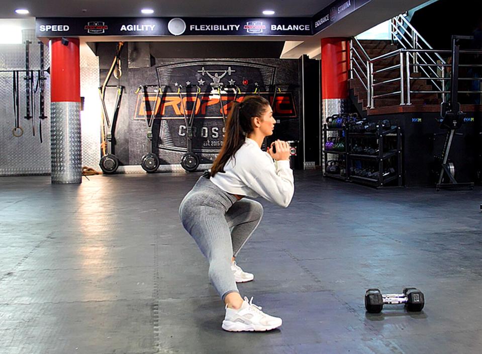 Ep9 - Hana Side Lunges